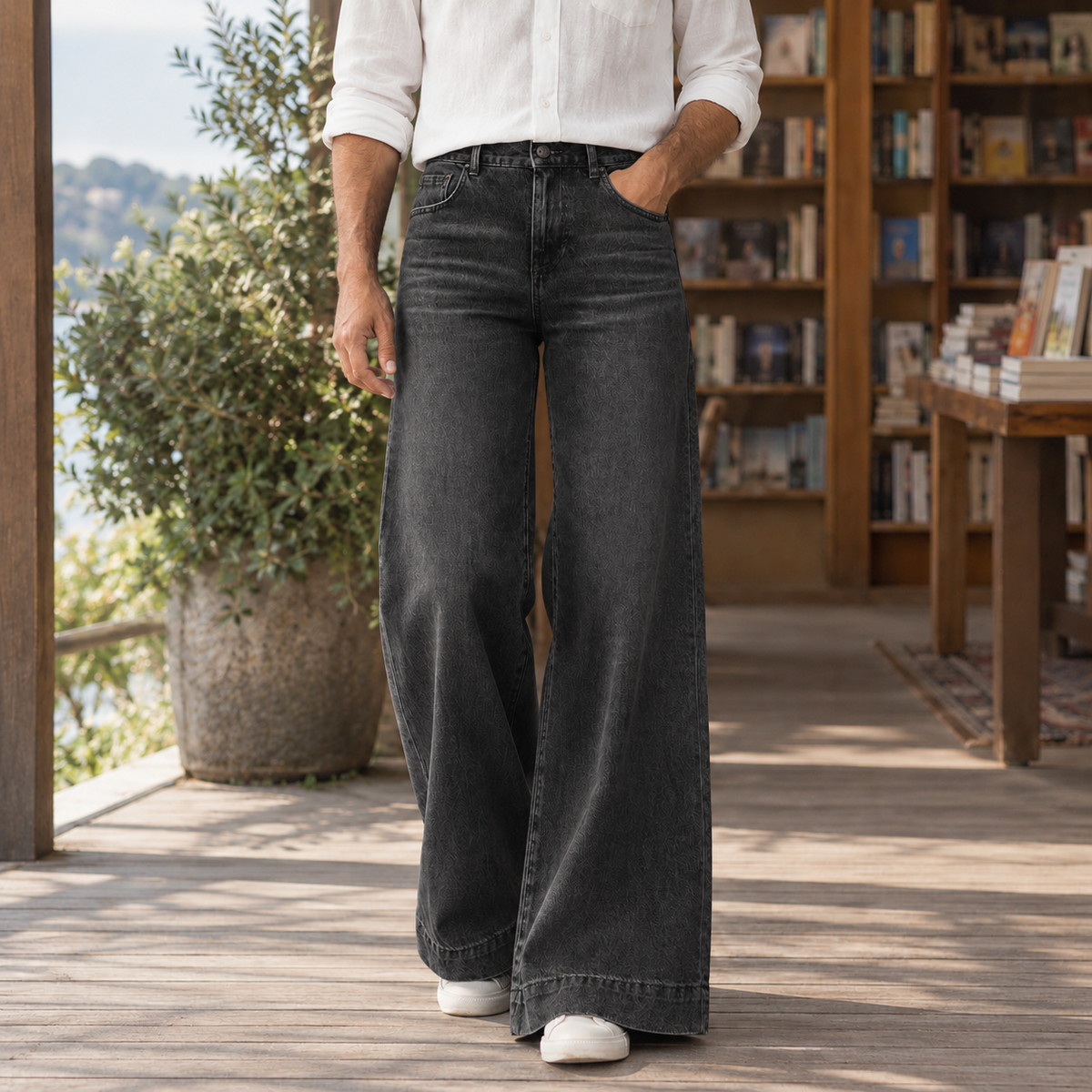 Alphonse Wide Leg Jeans - Black